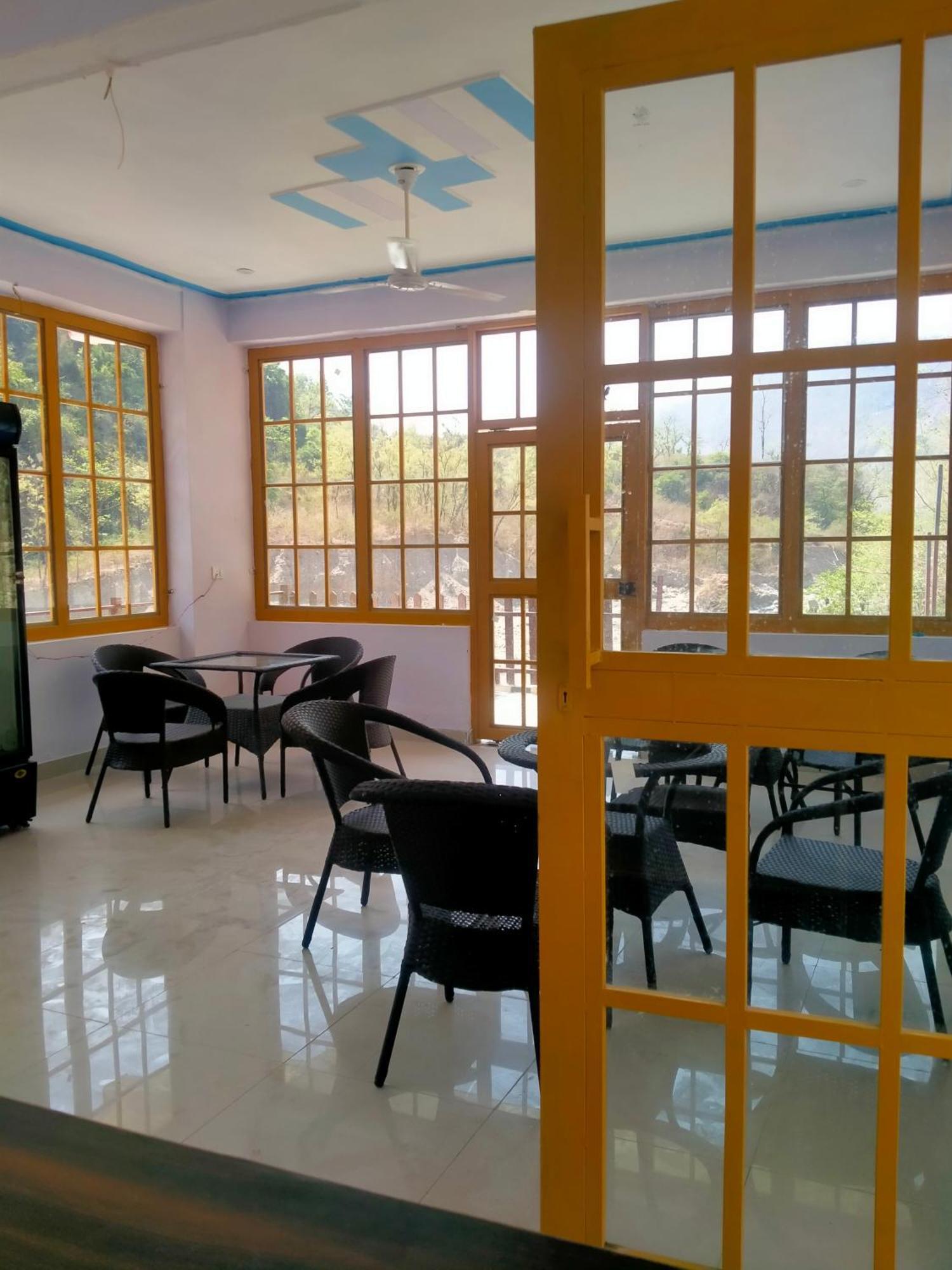 Manbhawan River Resort Kokhliyal Gaon Exterior photo